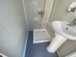 Conteneur de douche neuf avec 2 douches – Image 9